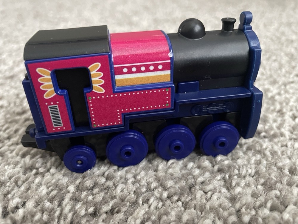 Thomas & Friends Toy Train, Ashima Diecast Metal Push-Along Engine with Crystal