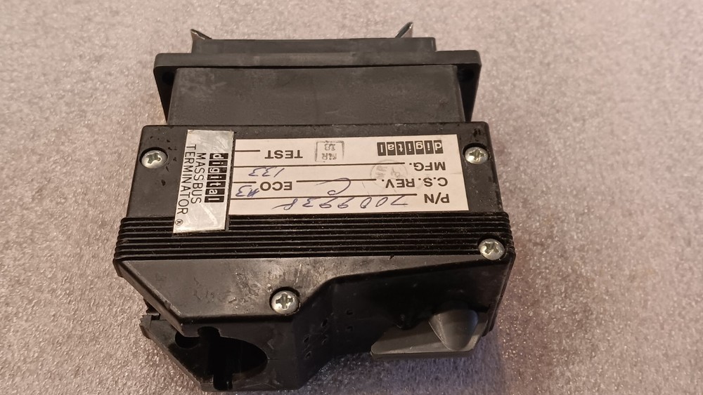 VINTAGE DEC MASS BUSS TERMINATOR PN/70-09938-00