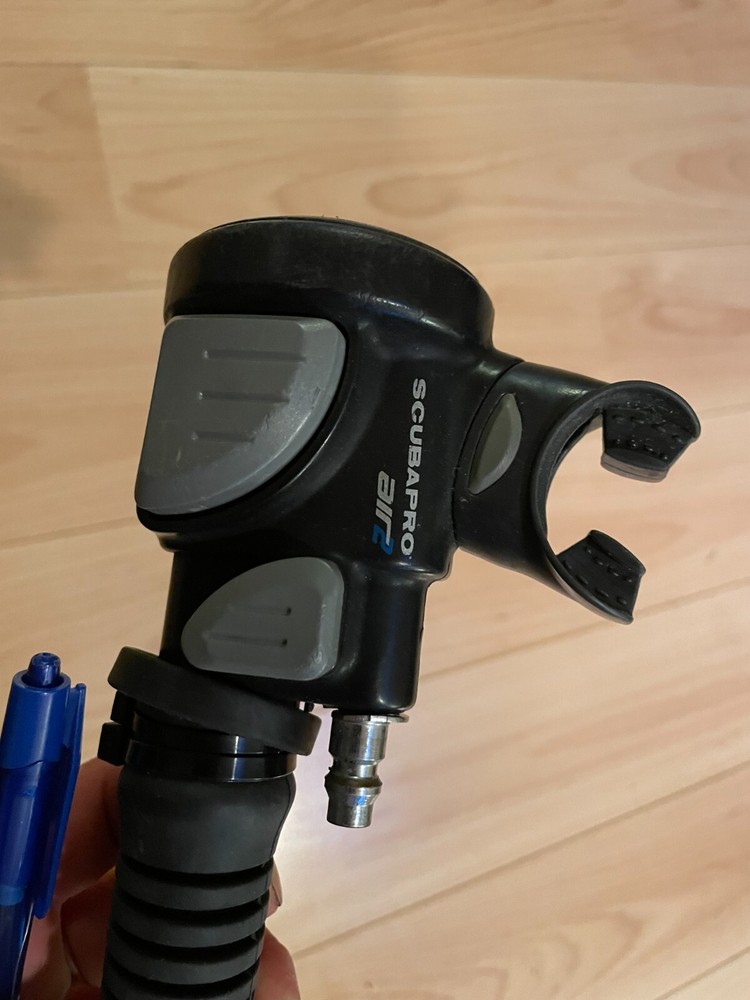 Sub Gear LEVO BC size Mens Medium Large