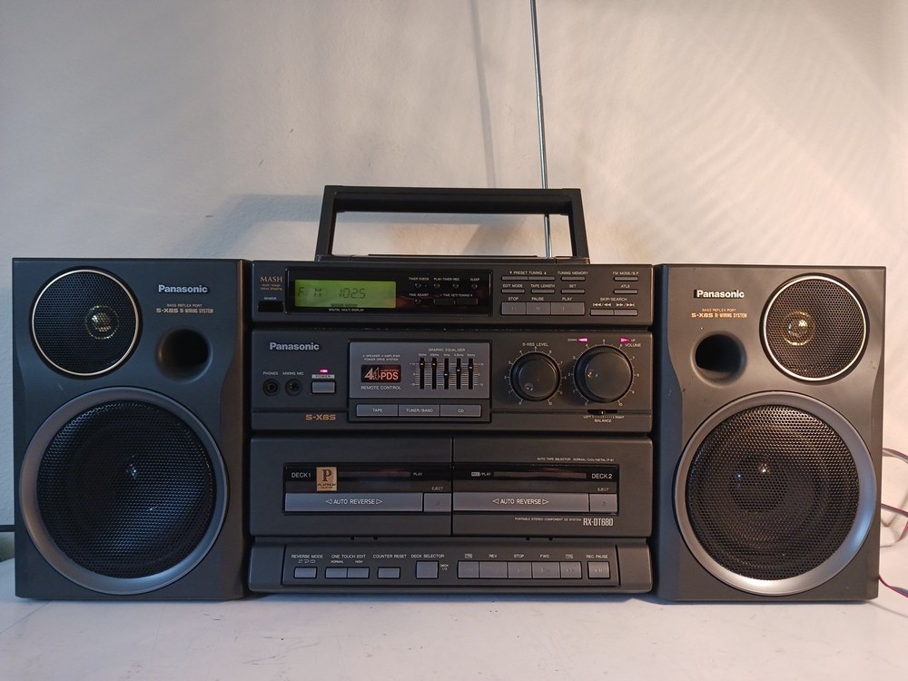 Vtg Panasonic Boombox RX-DT680 Digital Stereo Component CD System  See Descrip
