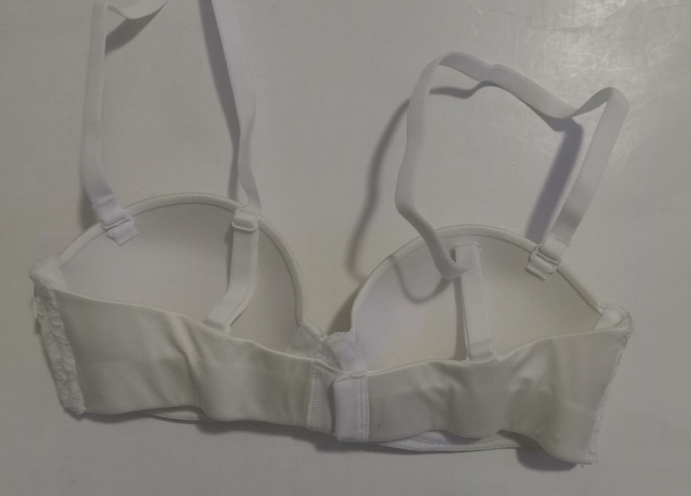 (2) Auden 32AA Multi-way plunge coverage , push-up strapless bra padded.NWT