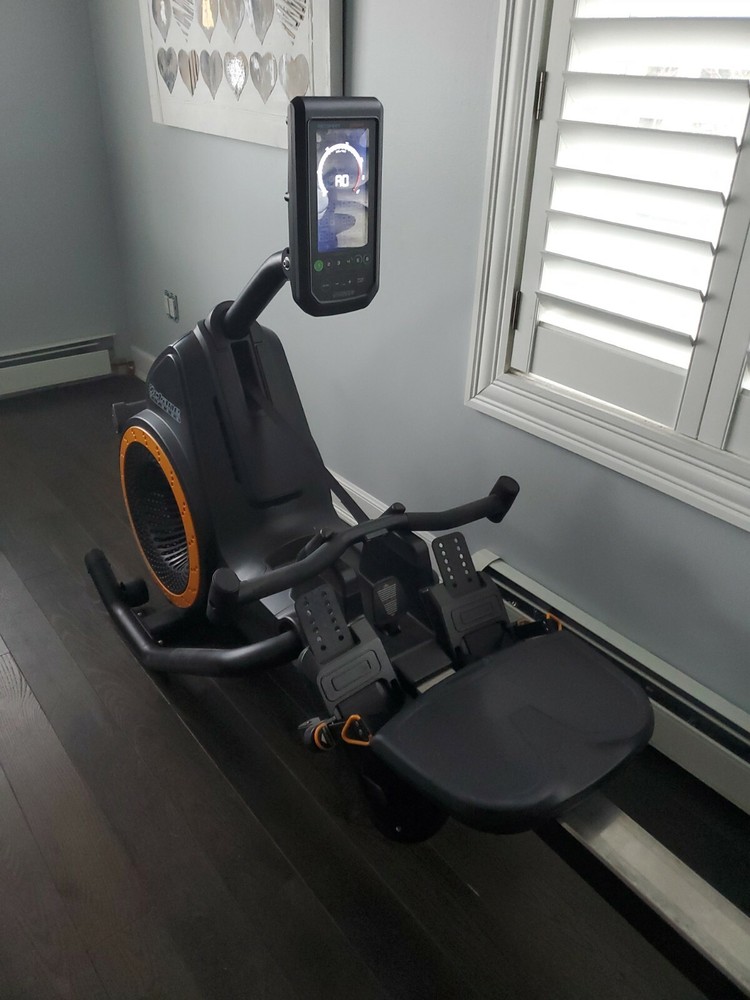 OCTANE row machine, Excellent condition, only a few months old