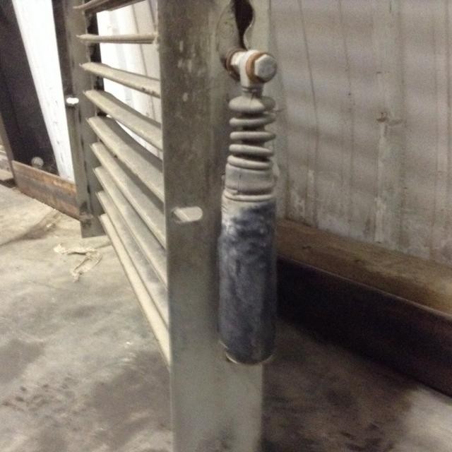 Kenworth C500 Grille - Used