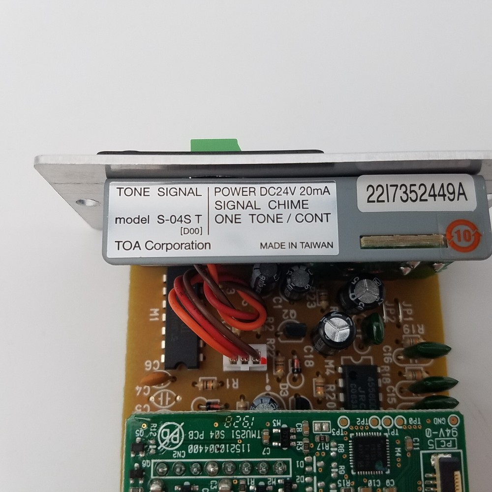 TOA S-04S Switch Selectable Tone Generator