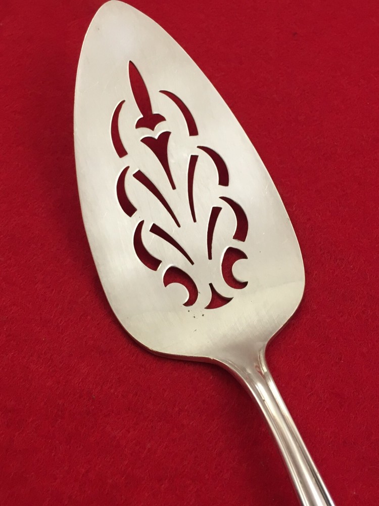 International SIGNATURE 1950 NO Monogram Silverplate Pie Server