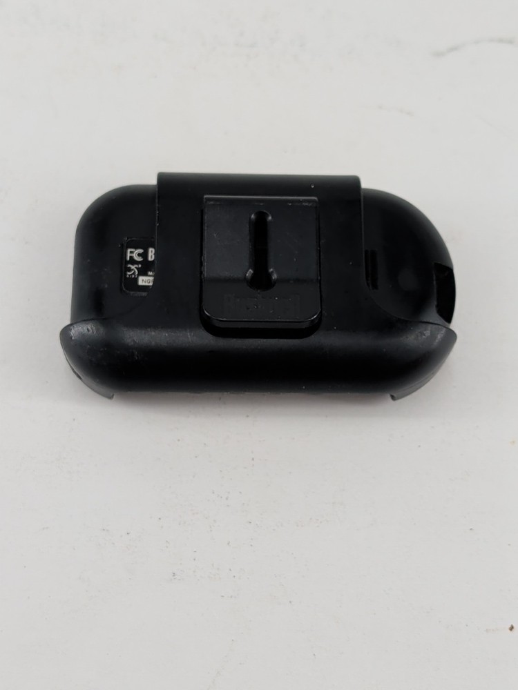 Bushnell Neo Golf GPS Rangefinder, Wall Charger USB Cable Software CD Belt Clip