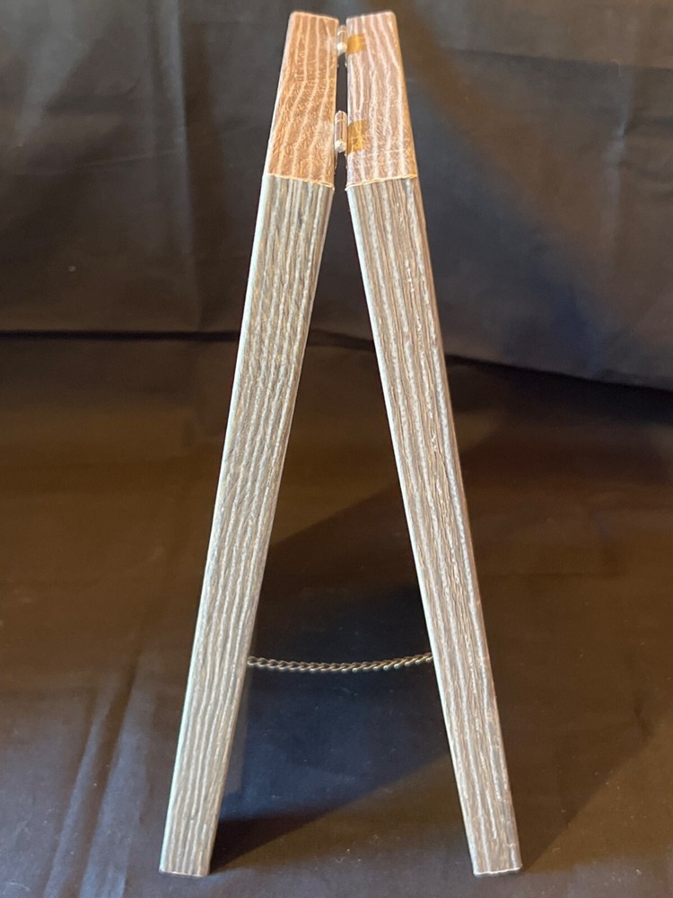 Wooden Chalkboard & Corkboard Easel With Chain Support