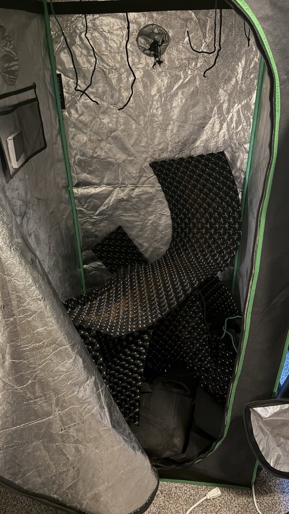 Grow Tents, Lights, Fabric Pots, Misc Equipment