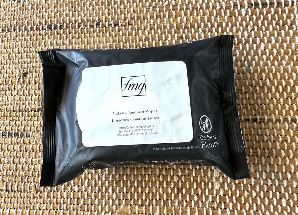 Avon fmg Makeup Remover Wipes - NEW