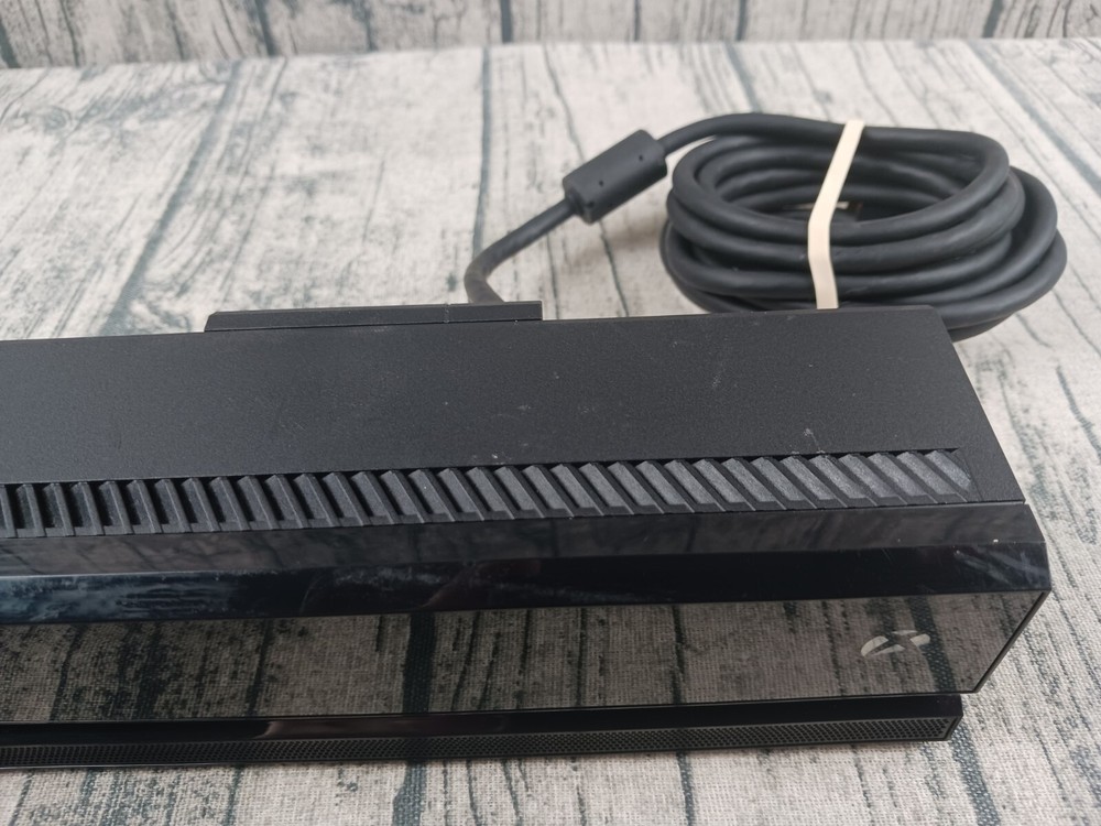 Microsoft Xbox One Kinect Camera Motion Sensor Bar Model 1520 OEM Genuine