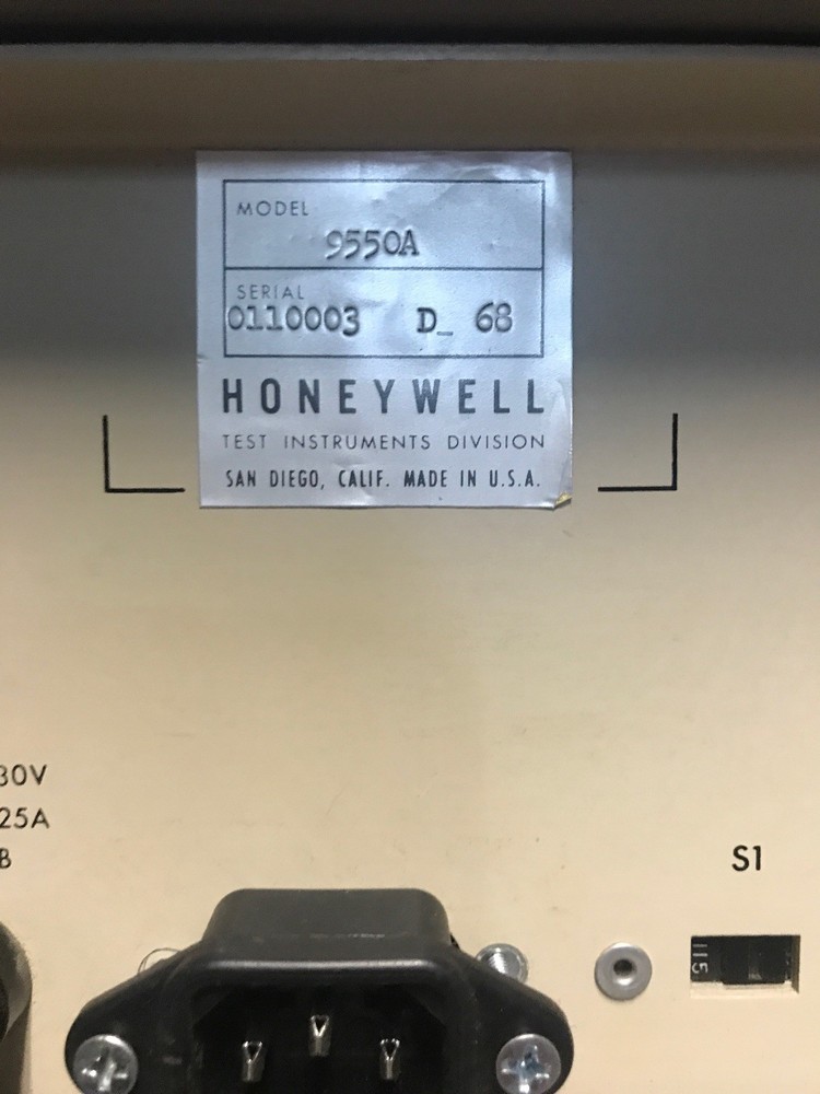 Not Tested Honeywell 9550A Sweep Function Generator AS IS For Parts Only