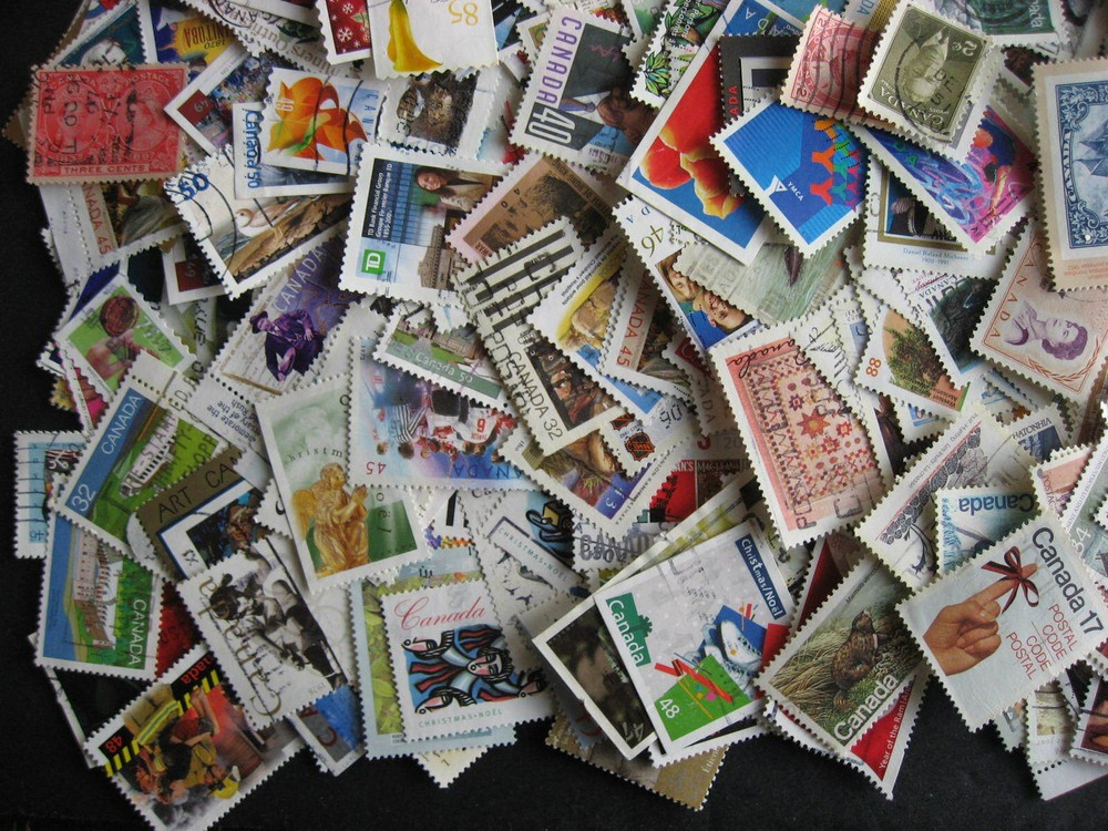 CANADA collection of 1500 different with nice modern, check them out!