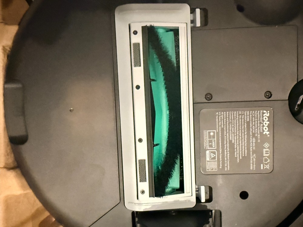 iRobot Roomba 104 Robot Vacuum