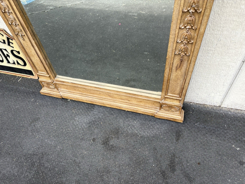 66851 Decorator Large Gryphon Accent Mirror