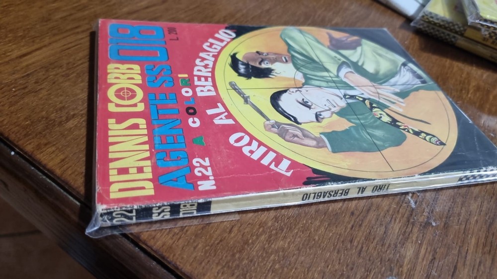 DENNIS COBB ORIGINAL AGENT SS 018 NO. 22 EXCELLENT CONDITION++