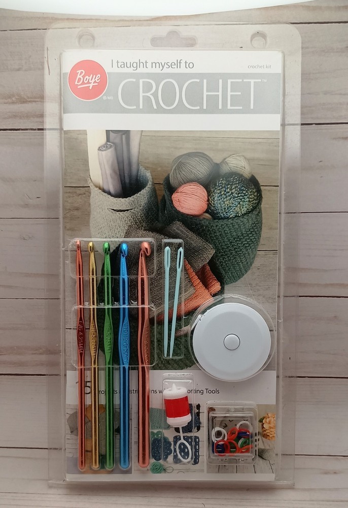 Boye I Taught Myself To Crochet Kit. Instructions And Supporting Tools.