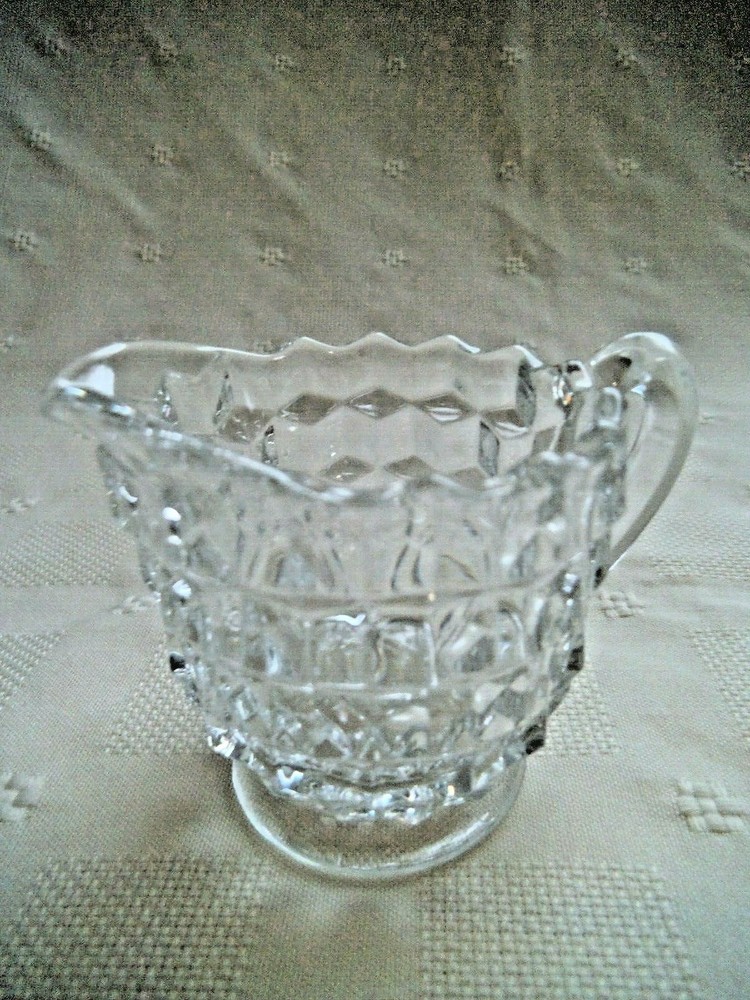 VTG ~ AMERICAN CLEAR CREAMER, SUGAR & TRAY ~ EUC