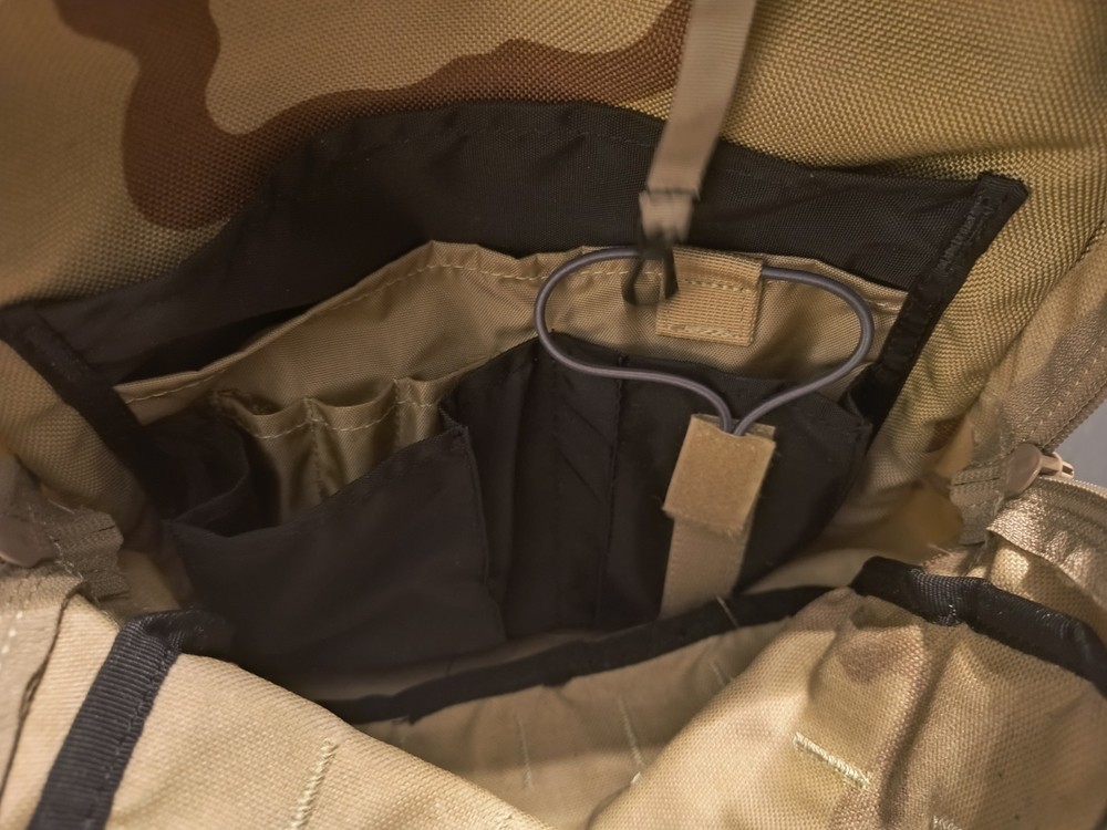 Camelbak HAWG 3.0L hydration backpack - DCU camo