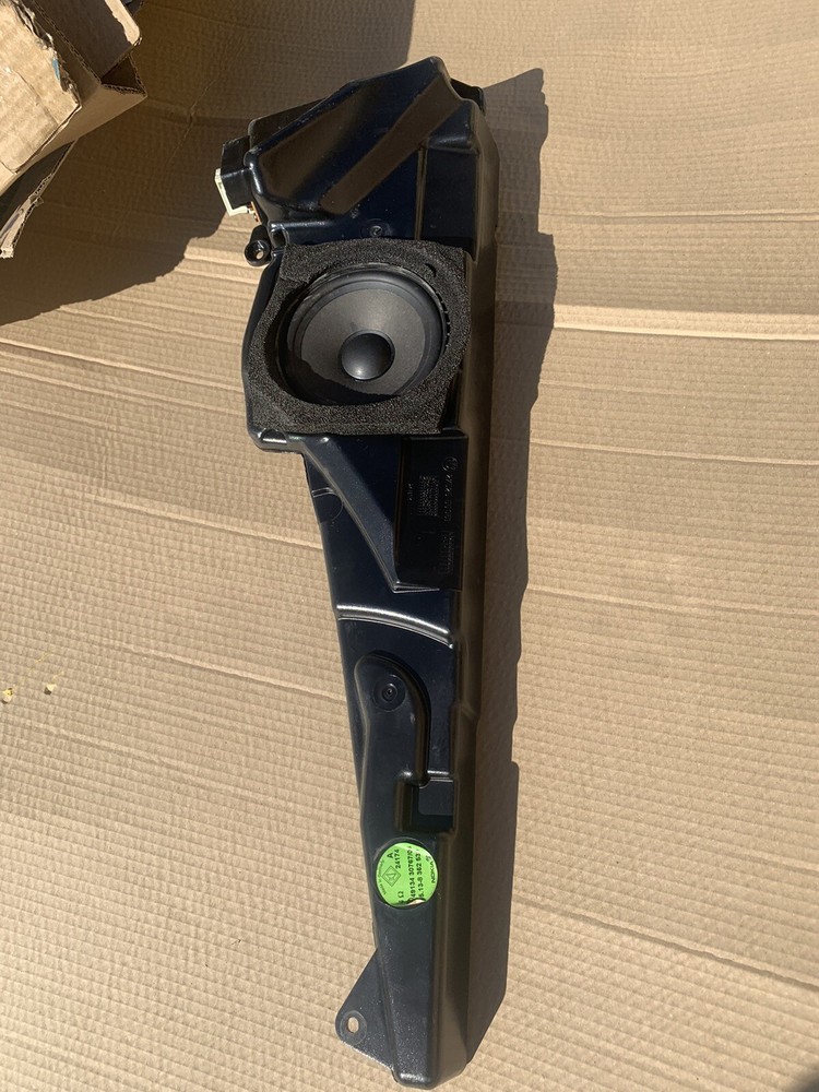 98-03 BMW 528I FRONT driver DOOR SPEAKER BOX OEM