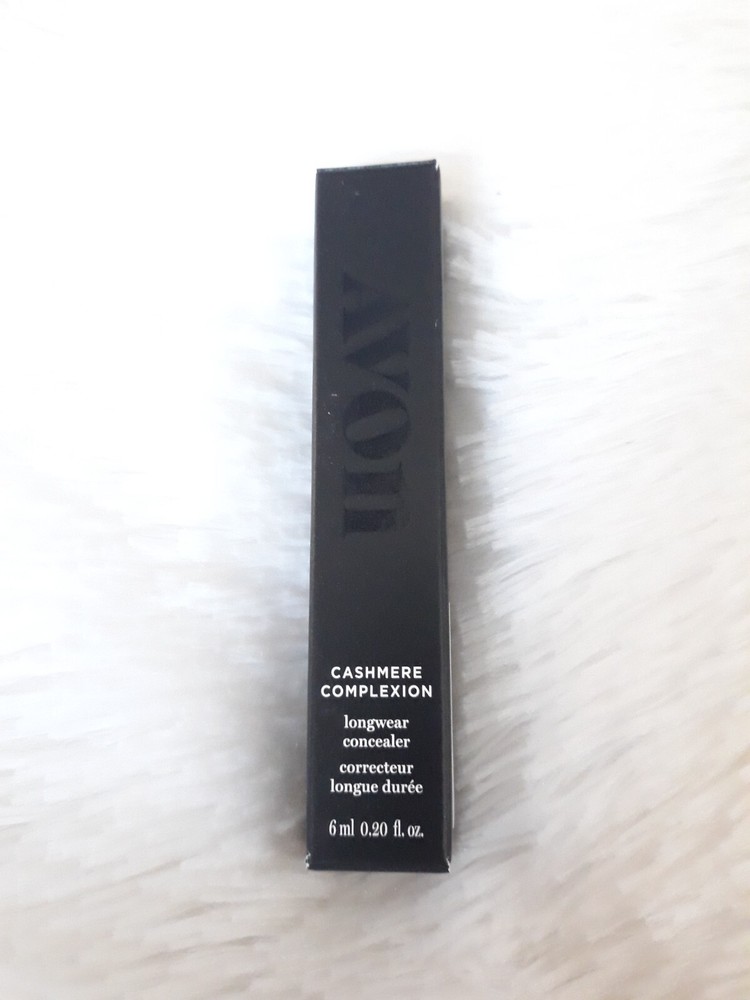 CASHMERE COMPLEXION Longwear Concealer "SUGAR" ~ NEW!!!