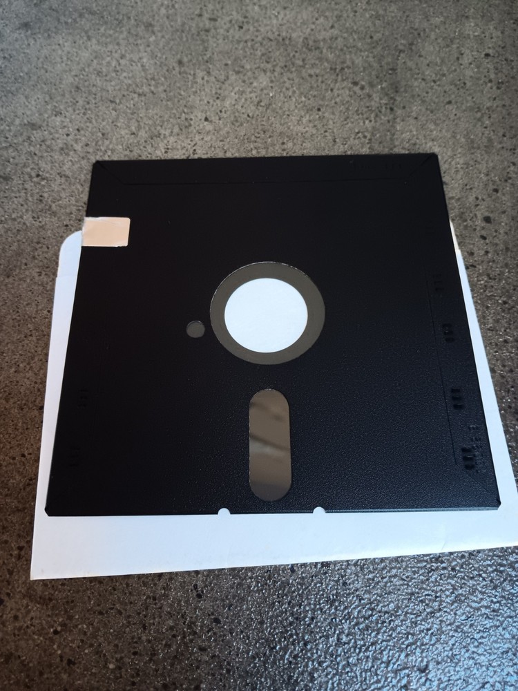 Commodore 64 Gauntlet Disk And Manual Tested/Works