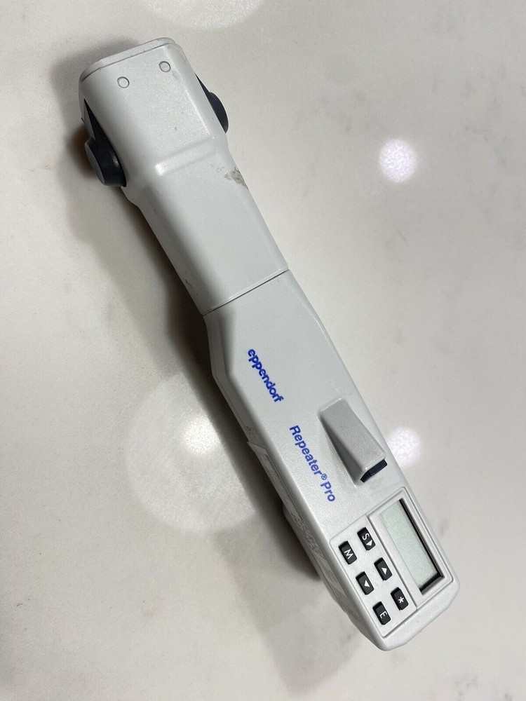Eppendorf Repeater Pro Electronic Digital Multi-Dispenser Pipette Pipet