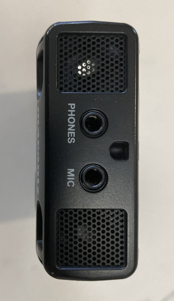 Marantz PMD620 Digital Handheld Recorder With Soft Case And Power Adapter