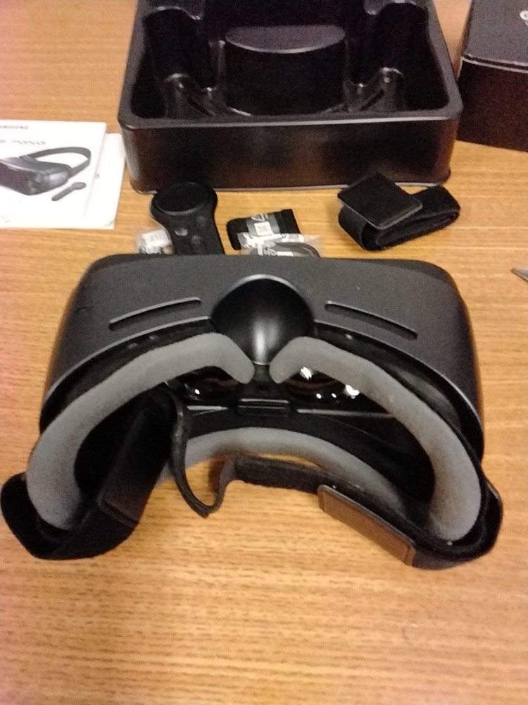Same Day Samsung Gear VR Headset With Controller Oculus SM-R324NZAAXAR