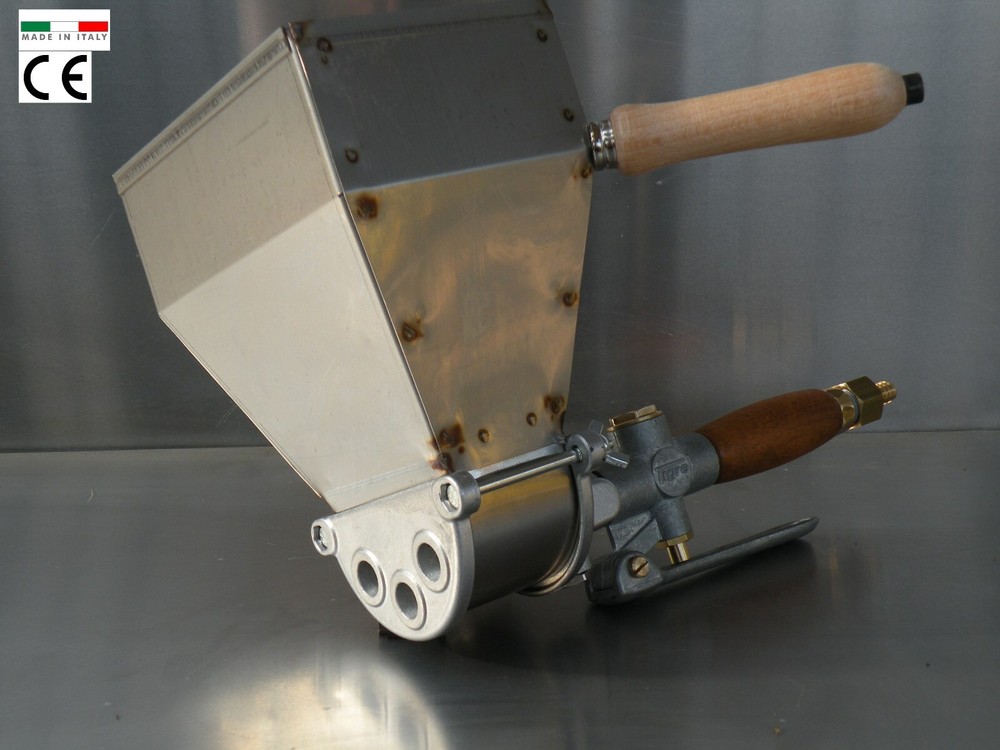 Coating projector - pneumatic cement projector - Enduivit 3 - Sablon