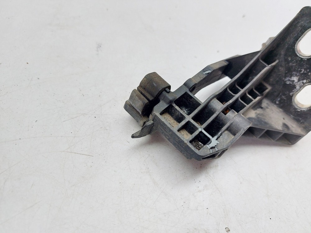 MERCEDES BENZ C CLASS W205 FRONT SLAM PANEL BRACKET LEFT PASSENGER SIDE 2018