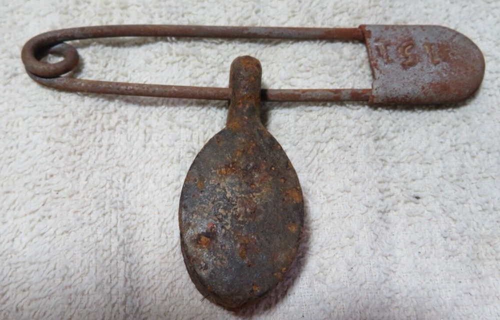 Vintage Small Solid Cast  Metal Rope Pulley w/ Loop/Eyelet Hardware & Spring Pin