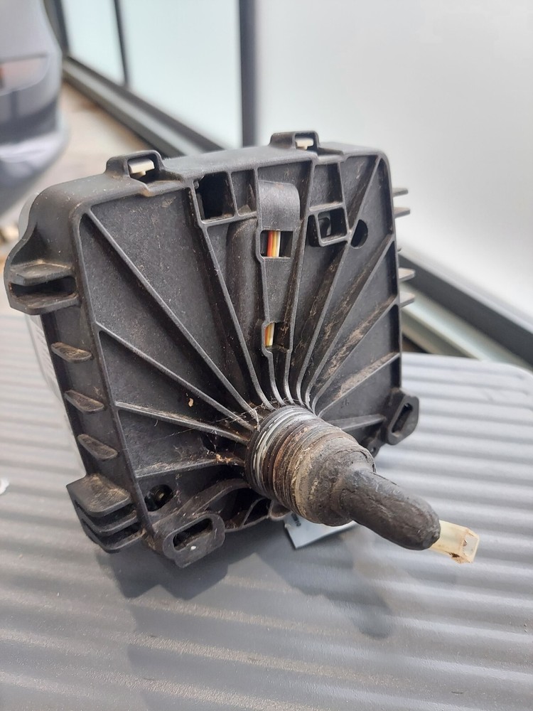 Genuine Honeywell Water Heater Gas Valve WV8840A1000 Control (natural gas)