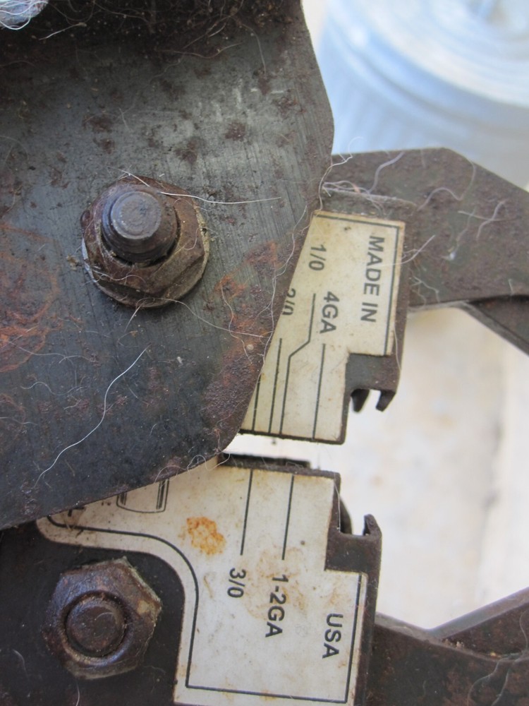 VINTAGE WIRE CRIMPER FOR LARGE BATTERY AND ELECTRICAL CONNECTION TOOL