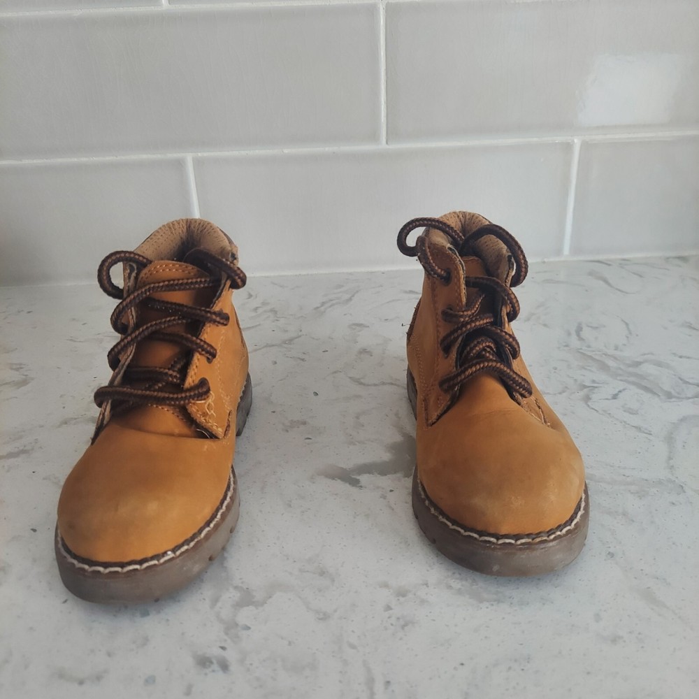 Oshkosh Boy's Cognac Brown Leather Boots - Size 7.5