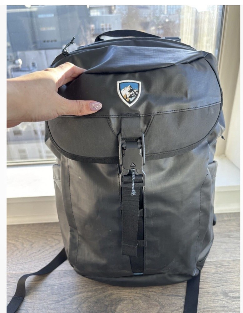 KUHL  Eskape “20 Black Backpack