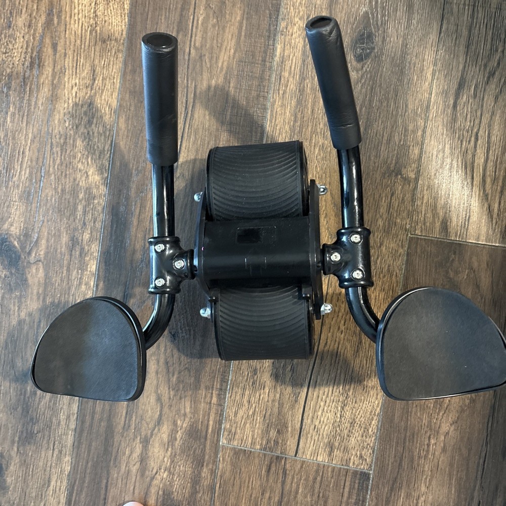 An Roller Wheel with Automatic Rebound Abdominal Wheel,  Abdominal Exercise