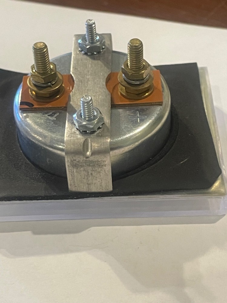 MCS 0-5 DC AMPERES PANEL METER, PANEL FACE: 3.21" LENGTH X 2.45" HEIGHT