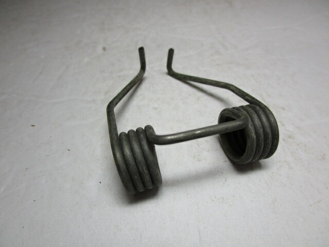 Toro 52-0270 Edger Torsion Spring for 58435