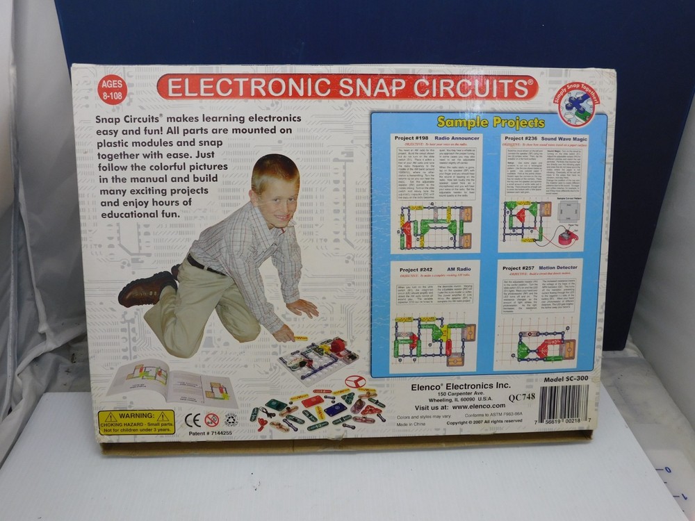 Elenco Electronic Snap Circuits Kit, SC-300, complete, 2007