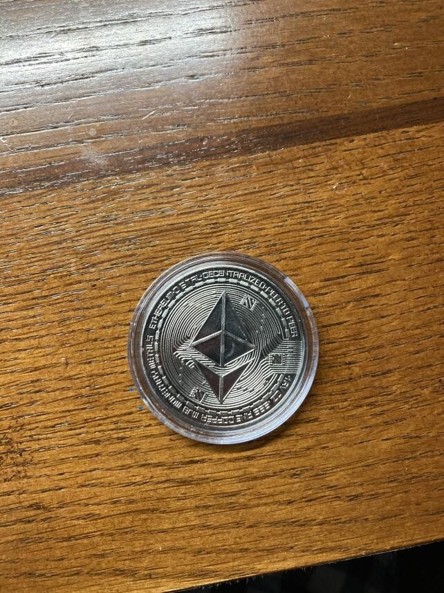 ETH Etherum Crypto Coin Physical Collecter's Item