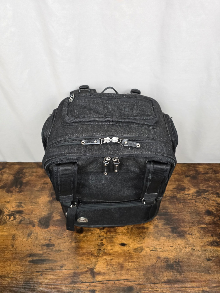BURTON Aperture Pack / Backpack - VG!