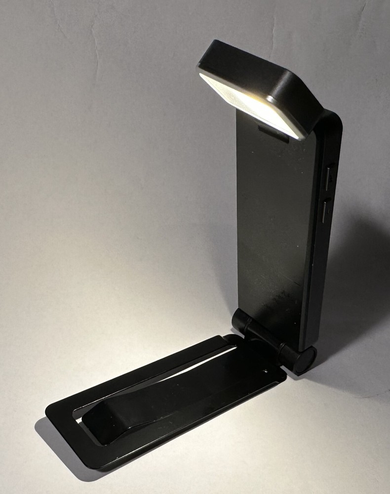 86lux Pocket E1 Rechargeable Clip-On Bookmark Reading Light NEW