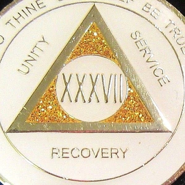 White SPARKLE Alcoholics Anonymous 37 Year AA Medallion Gold Coin Token