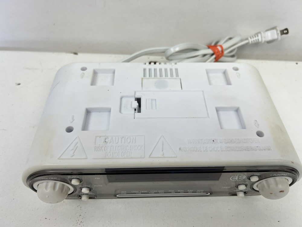AM/FM kitchen clock radio basic KCR-001