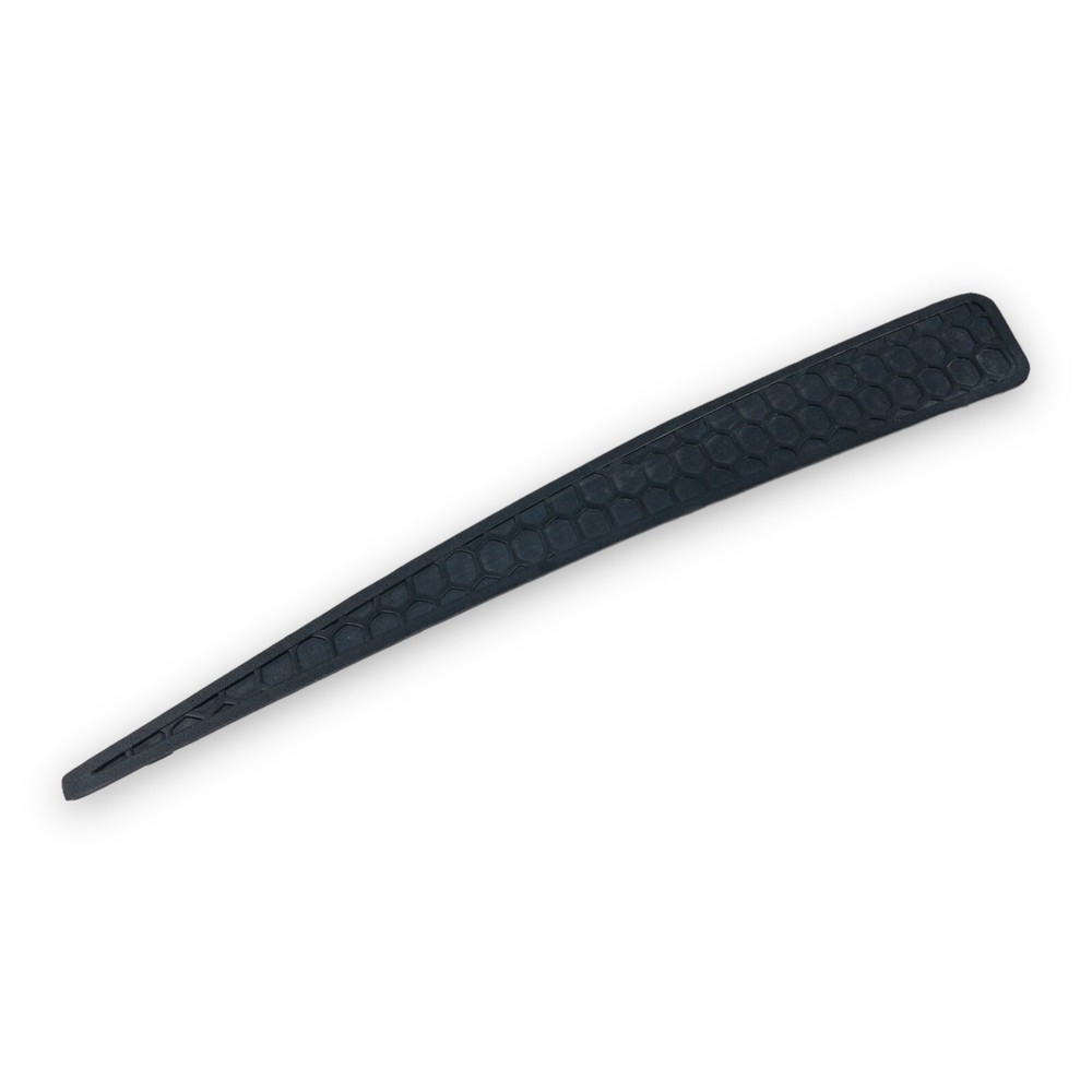 1999-2004 Ford Mustang Honey Comb Passenger Side Scoop Insert Black Trim Bezel