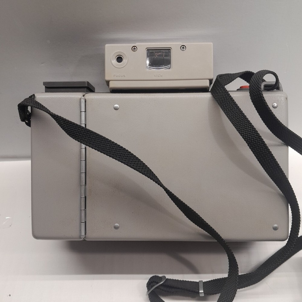 Polaroid Focused Flash 420 Automatic Land Camera UNTESTED
