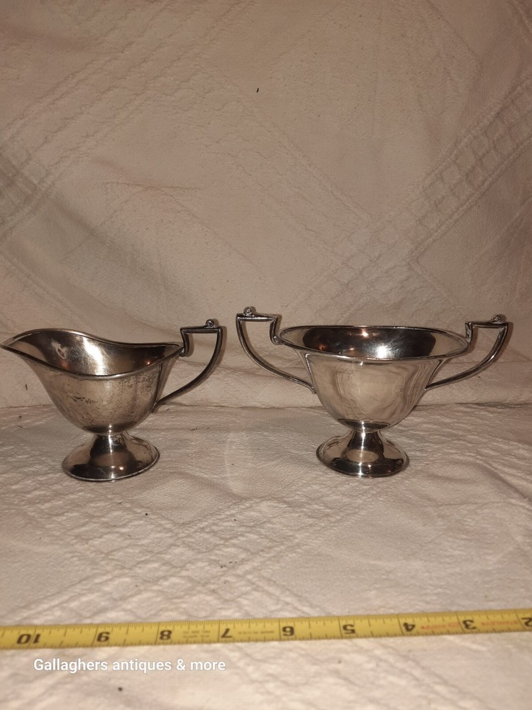 Vintage  silverplate  5543 EPNS Creamer Suger Table Ware Very nice