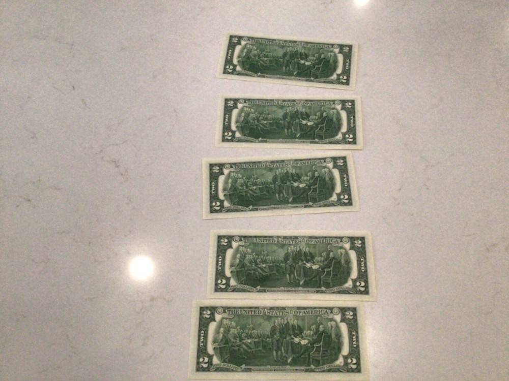 Rare $2 DOLLAR BILLS IN SEQUENCE - 5 $2 BILLS