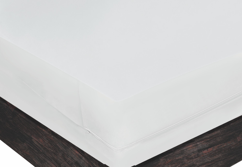 Mainstays Size Full Waterproof Zippered Mattress Protector White