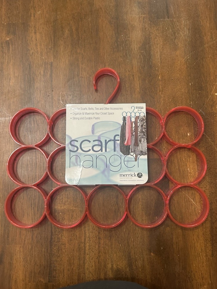 Pink Scarf hanger NWT